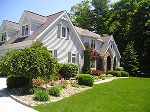 Landscapers and Lawncare Services in Farmersville, CA